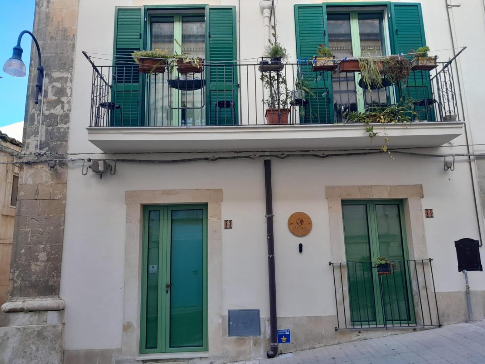 A Calata Bed and Breakfast Noto Eksteriør billede